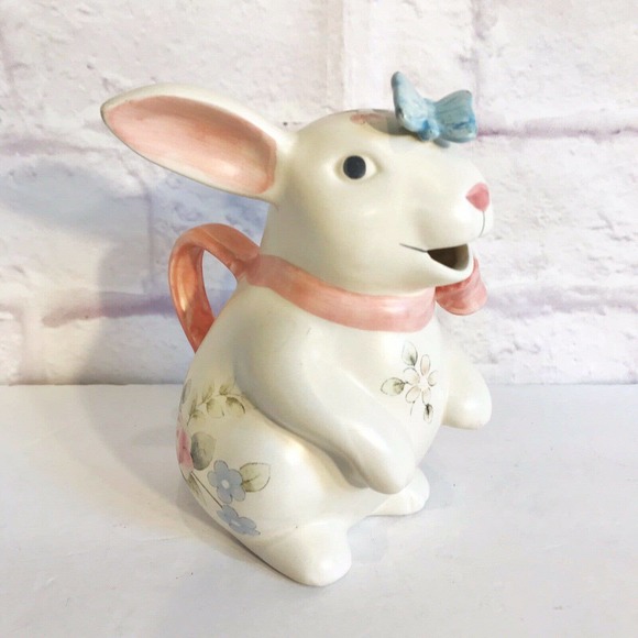 Pfaltzgraff Other - PFALTZGRAFF TEA ROSE  BUNNY RABBIT PITCHER 6” TALL